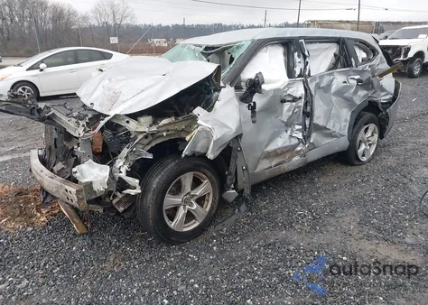 2021 Toyota Highlander L z USA, uszkodzony, nr VIN 5TDCZRAH8MS536015